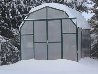 grandio elite greenhouse in the snow